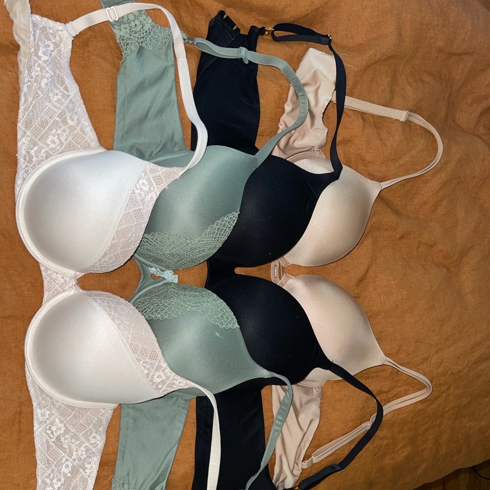 Victoria’s Secret bras